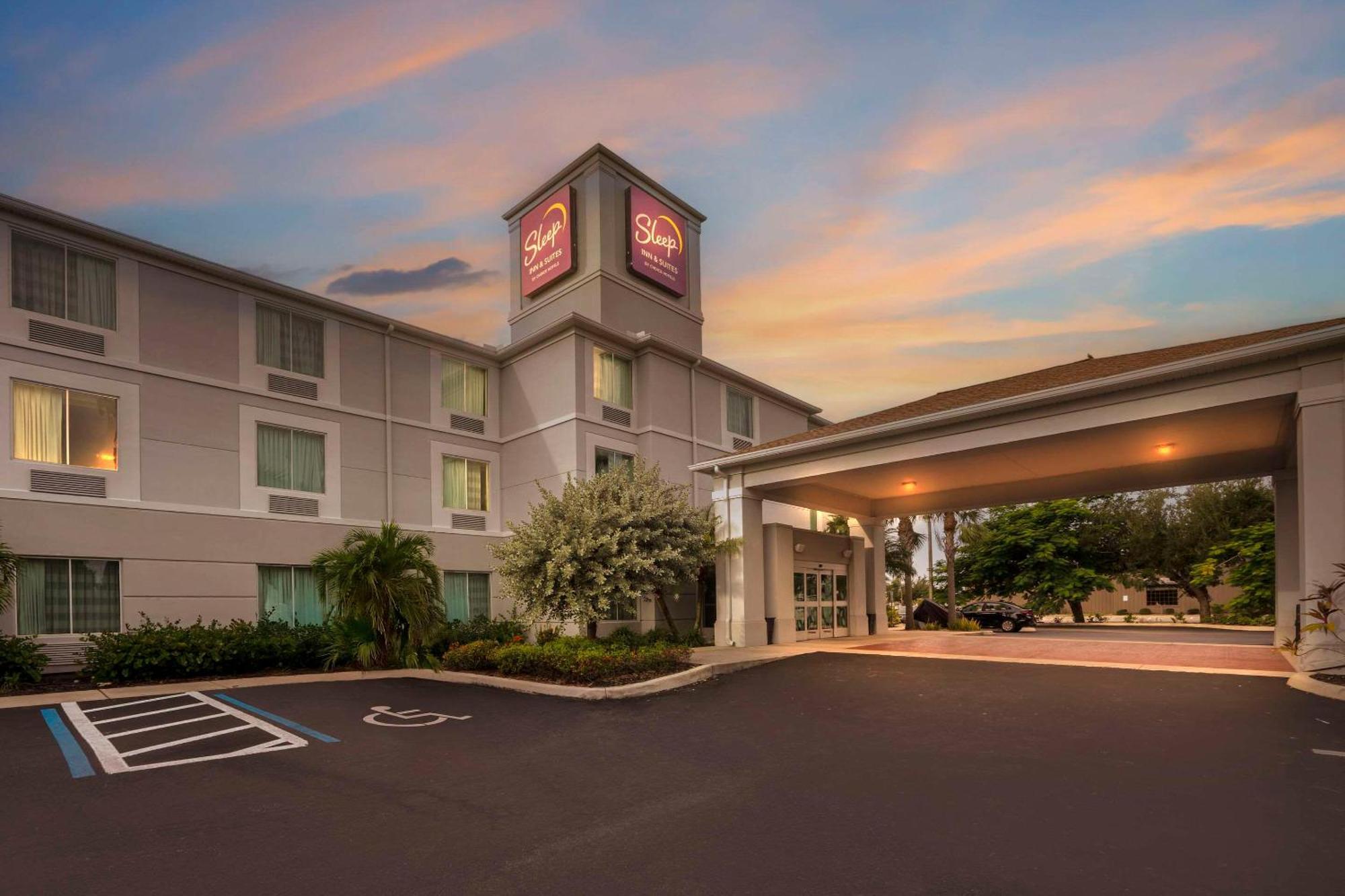 Sleep Inn & Suites Port Charlotte-Punta Gorda Экстерьер фото