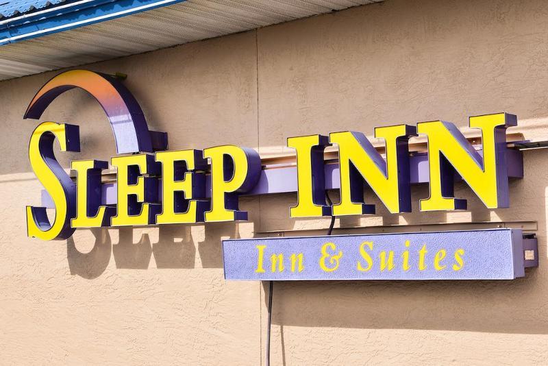 Sleep Inn & Suites Port Charlotte-Punta Gorda Экстерьер фото