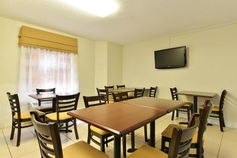 Sleep Inn & Suites Port Charlotte-Punta Gorda Экстерьер фото